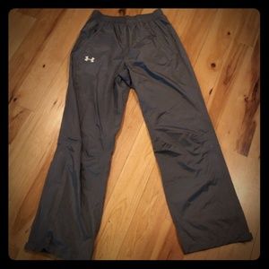 Under Armour  pants windbreaker type material